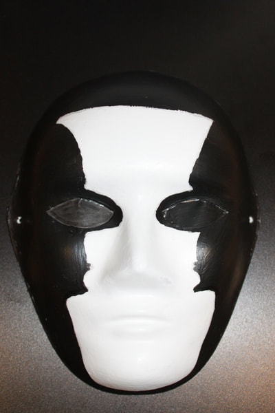 Stephanie 2 - The mask describes the many illusions of brain injury: